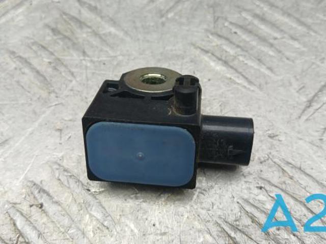 Датчик Ейрбег передній 98231AN00A SUBARU