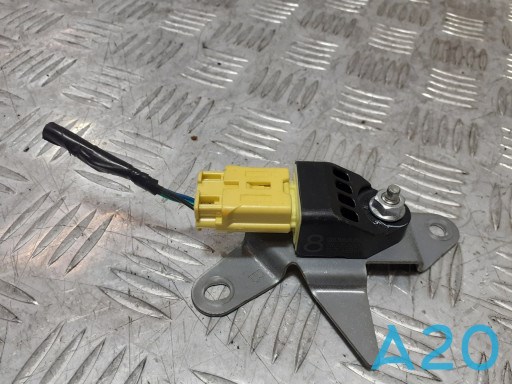 Датчик подушки безпеки 98235AG070 SUBARU
