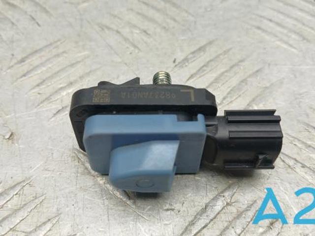 Датчик подушки безпеки 98237AN01A SUBARU