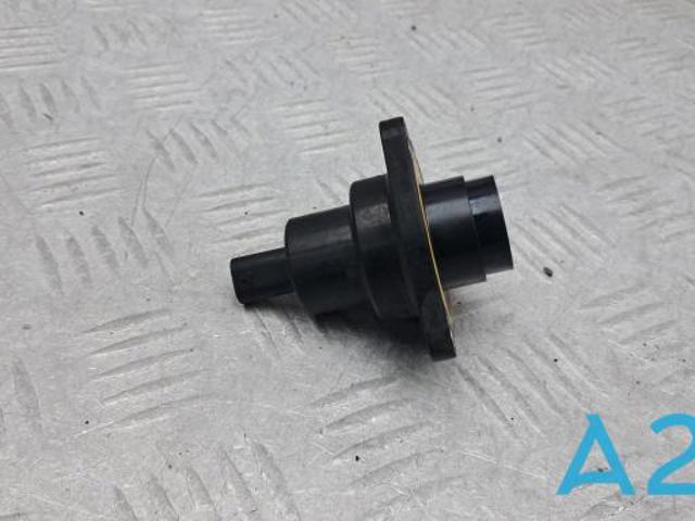 Клапан рециркуляції надувного повітря турбіни A0001532859 MERCEDES