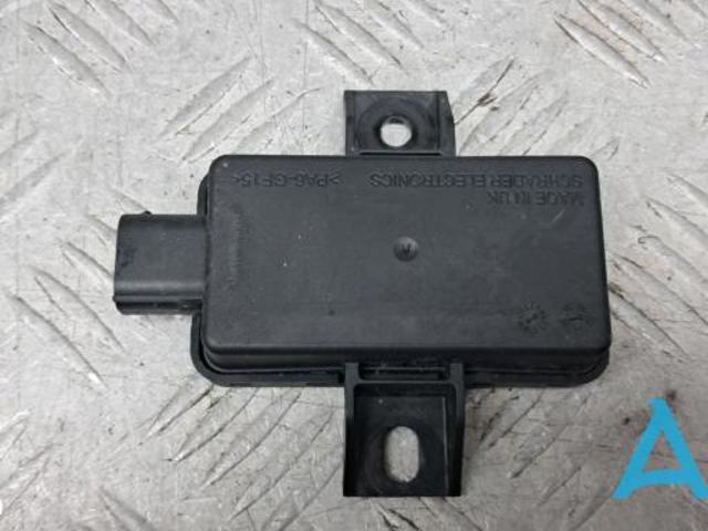 Блок системи контролю тиску в шинах A0009008402 MERCEDES