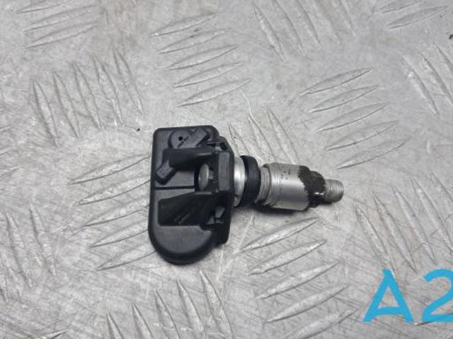 Кран управління тиском системи накачування шин A0009054104 MERCEDES