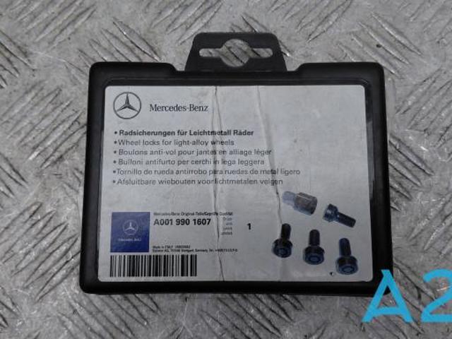 Болти колісні A0019901607 MERCEDES