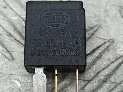 Реле протитуманної фари A0025428419 MERCEDES