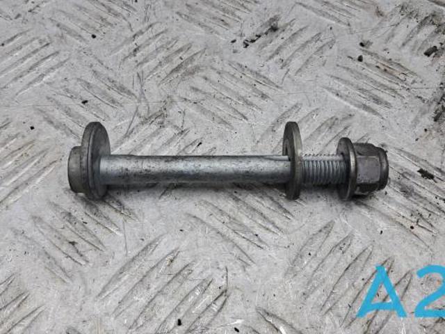 Болт кріплення заднього розвального важеля, внутрішній A0029904520 MERCEDES