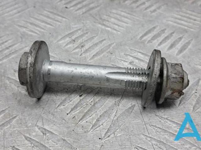 Болт кріплення заднього розвального важеля, внутрішній A0029904920 MERCEDES