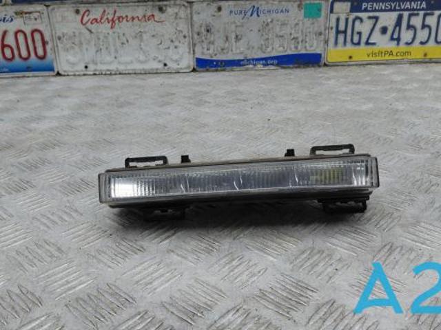 Фара денного світла, права A0999065800 MERCEDES