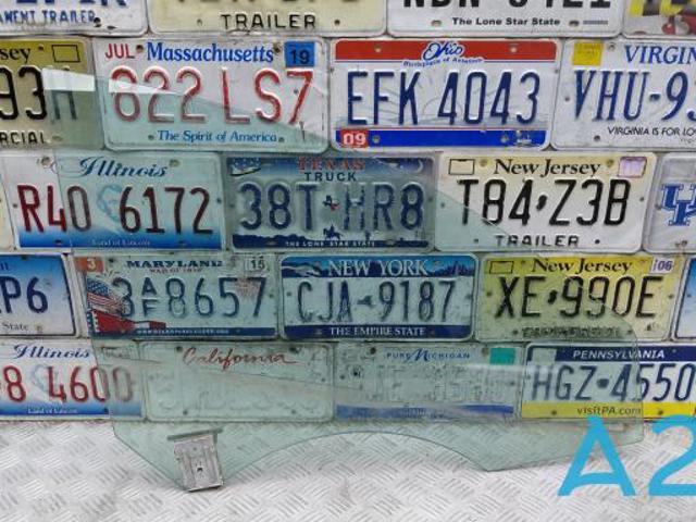 Скло пасажирських дверей A1177250210 MERCEDES