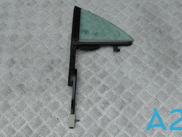 Скло-кватирка двері, задньої, лівої A1177300118 MERCEDES