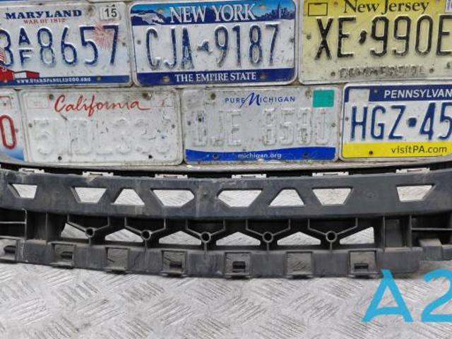 Лівий кронштейн кріплення бампера заднього A1178850965 MERCEDES