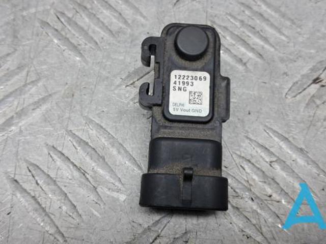 Датчик тиску палива A1635422818 MERCEDES