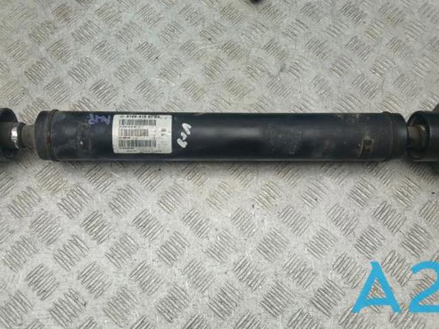 Вал карданний переднього моста A1664108700 MERCEDES