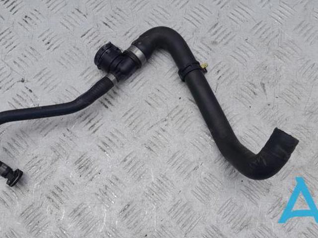 Патрубок системи охолодження A1665008875 MERCEDES