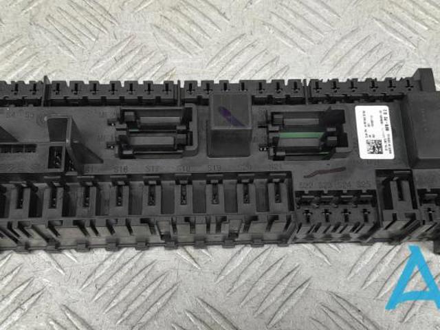 Коробка запобіжників A1665402350 MERCEDES