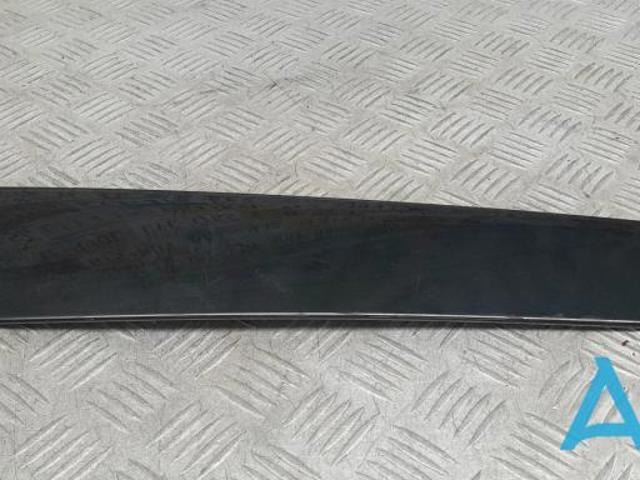 Накладка передніх дверей, лівих, вертикальна A1666900187 MERCEDES