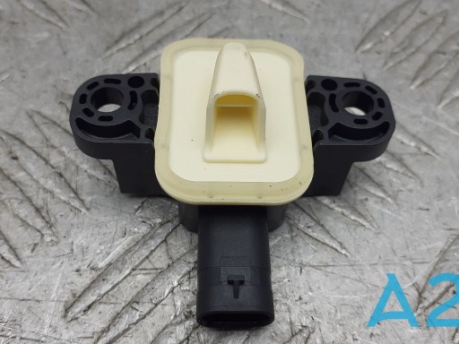 Датчик AIRBAG передній A1668210351 MERCEDES