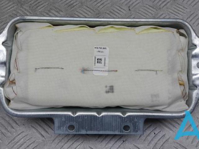 Подушка безпеки пасажира A1668602402 MERCEDES