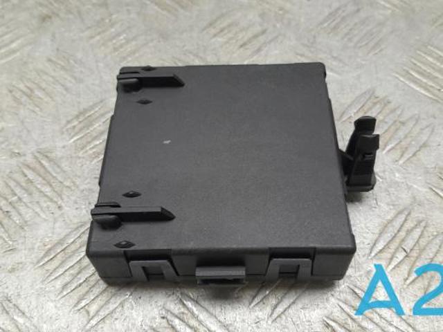 Блок комфорту задніх дверей A1669006507 MERCEDES