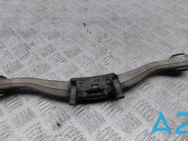 Важіль/тяга задньої підвіски подовжній нижній, лівий A1673502900 MERCEDES