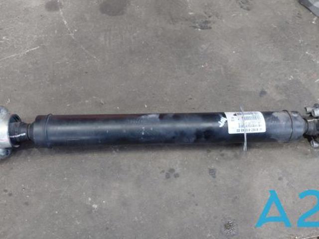 Кардан передній A1674104803 MERCEDES