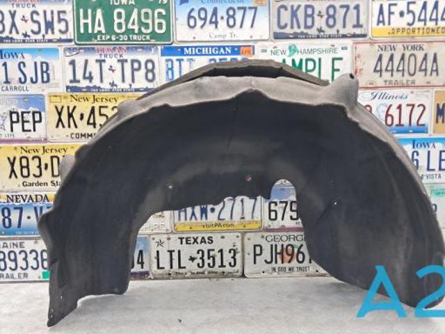Підкрилок заднього крила, лівий A1676902408 MERCEDES