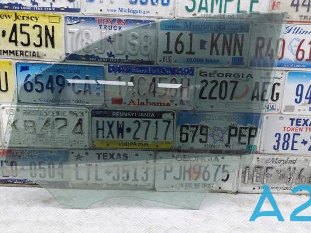 Скло передніх дверей, лівих A1677258700 MERCEDES