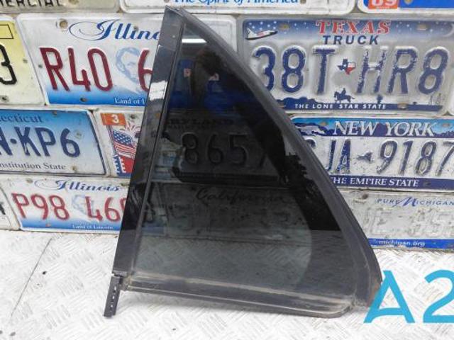 Куточок задніх лівих дверей A1677301308 MERCEDES