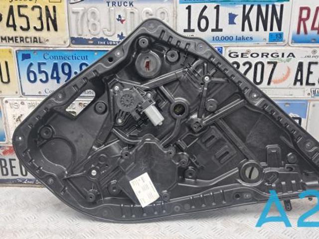 Механізм стеклопод'емника двері задньої, правої A1677303101 MERCEDES