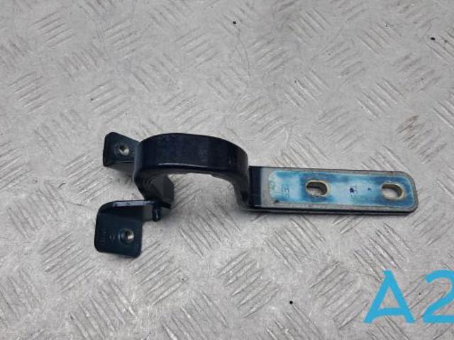 Петля багажника A1677402101 MERCEDES