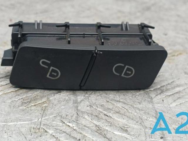 Вимикач центрального замка A2049058402 MERCEDES