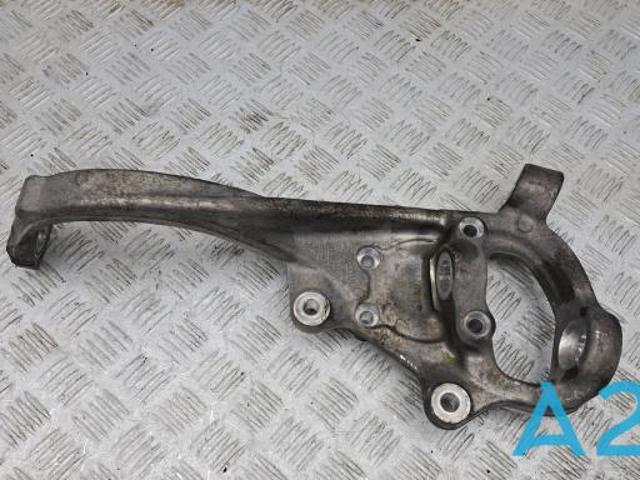 Цапфа поворотна ліва A2053322100 MERCEDES