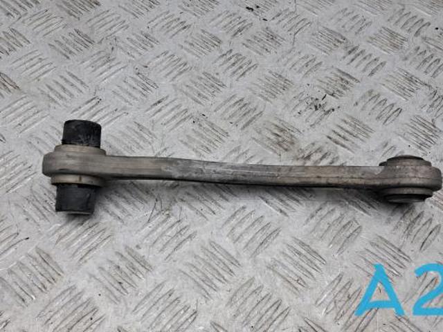 Балансир задній правий A2053506603 MERCEDES