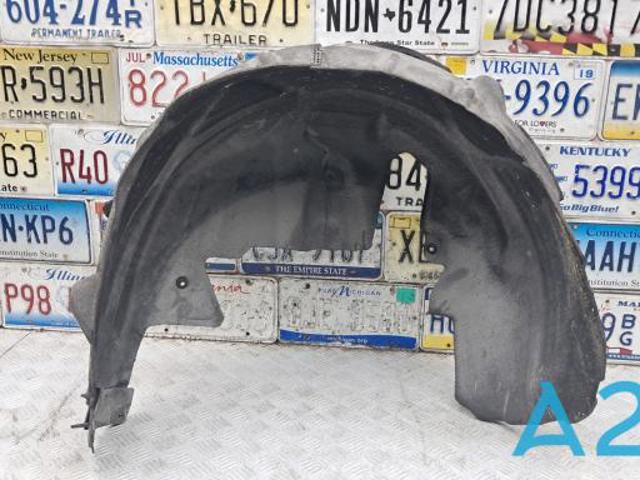 Підкрилок задній лівий A2056900730 MERCEDES