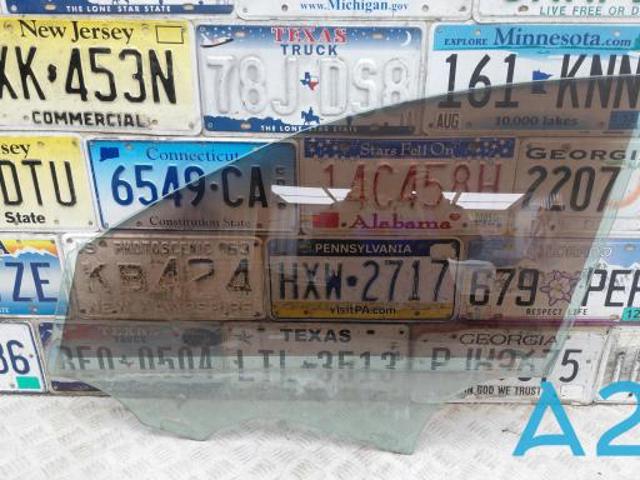 Скло та ущільнювачі скла вітрового правого/лівого A2057253900 MERCEDES