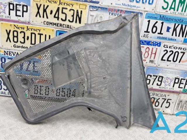 Водостік лобового скла, жабо A2058309002 MERCEDES
