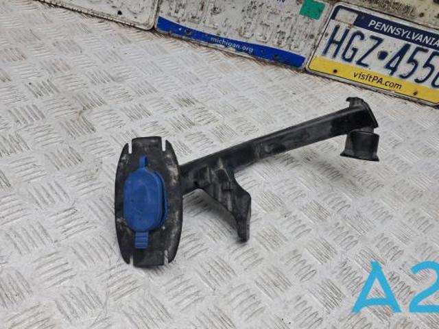 Горловина бачка омивача A2058600064 MERCEDES