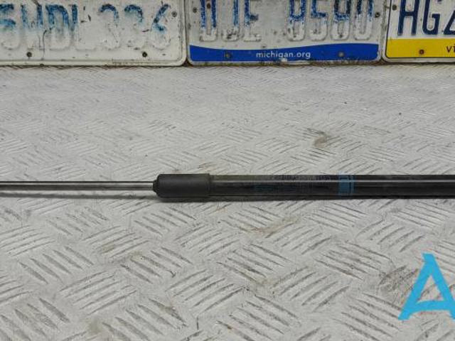 Амортизатор багажника правий A2429800564 MERCEDES