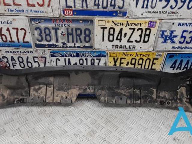 Решітка склоочисників A2468300213 MERCEDES
