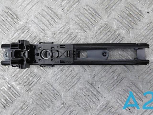 Регулятор висоти ременя безпеки передній лівий A2468600188 MERCEDES