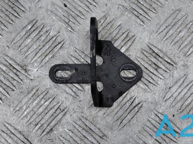 Стояк-гак замка капота A2468800360 MERCEDES