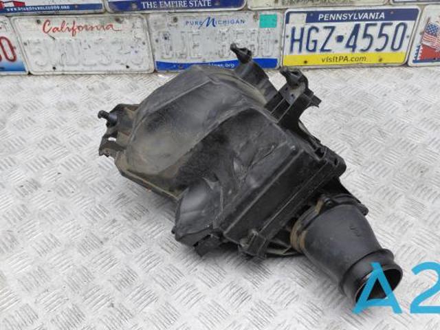 Коробка фільтра A2700900601 MERCEDES