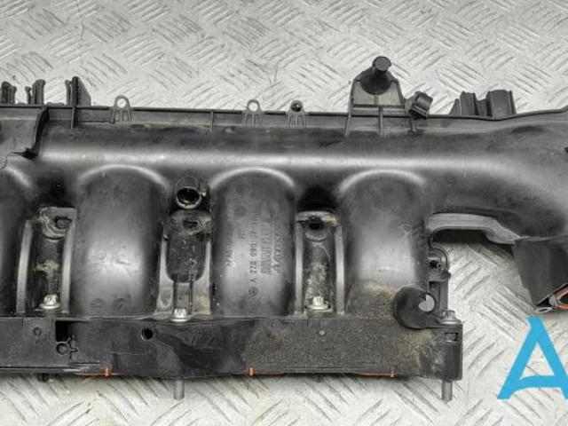 Колектор впускний A2700900737 MERCEDES