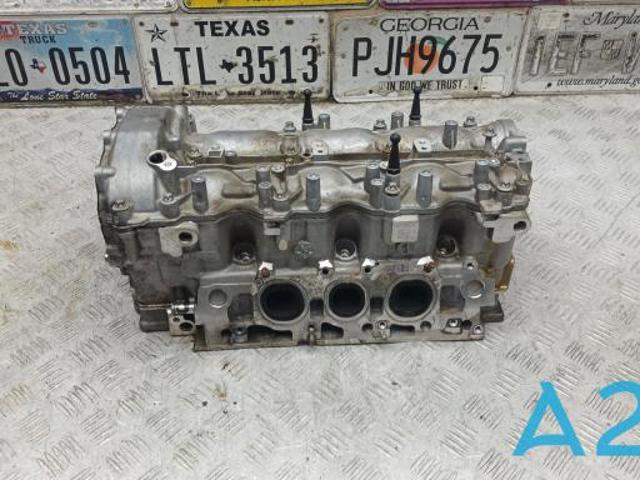 Головка блоку циліндрів A2760102413 MERCEDES