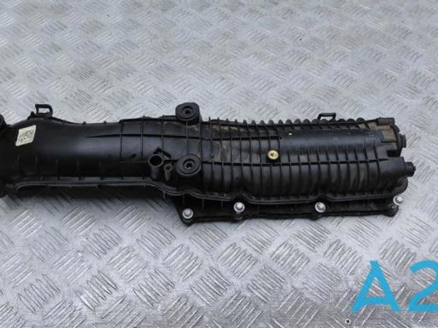 Колектор впускний A2760900442 MERCEDES