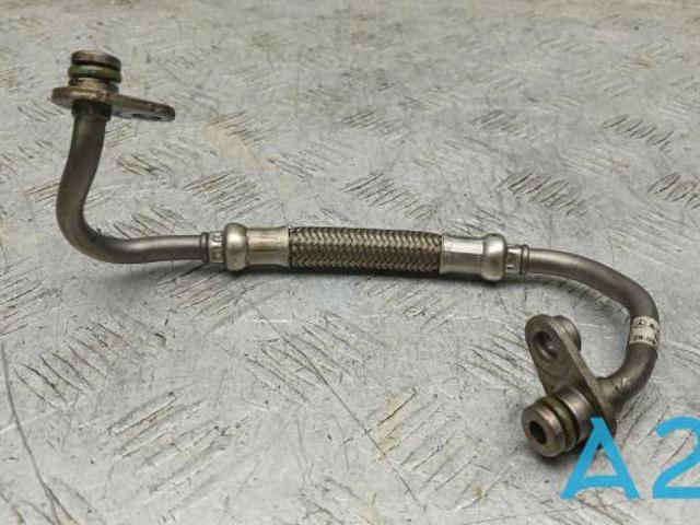 Подача масляна труба A2760900477 MERCEDES