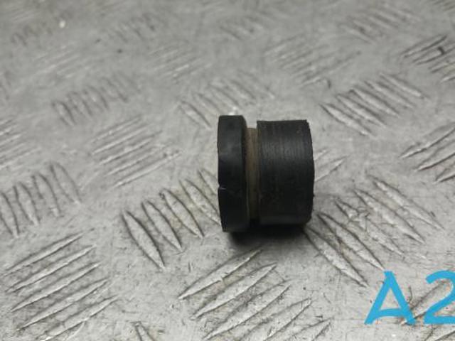 Подушка декоративної кришки двигуна A6460940285 MERCEDES