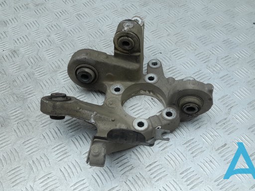Кулак поворотний лівий AG1Z5B759C FORD
