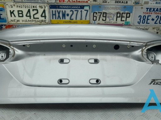 Кришка багажника кузова D2BZ5440110A FORD