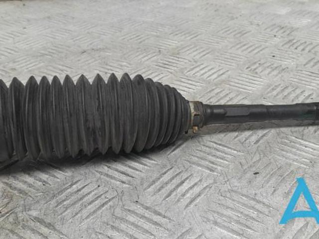 Тяга рульова поперечна D85215AA0A NISSAN