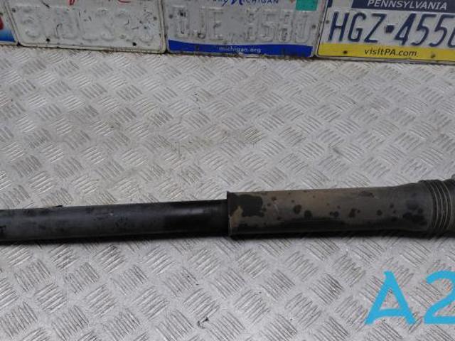 Амортизатор задній DGH928700A MAZDA